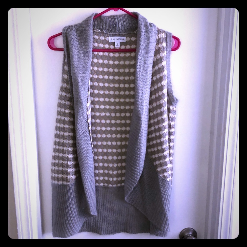 Sleeveless  Cardigan 😊